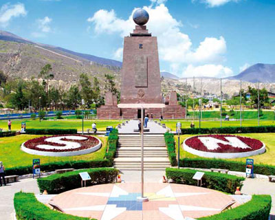 Monumento a la Mitad del Mundo en Quito Ecuador
