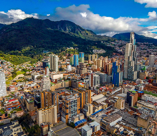 vuelo + hotel/de Barranquilla  - Bogotá
