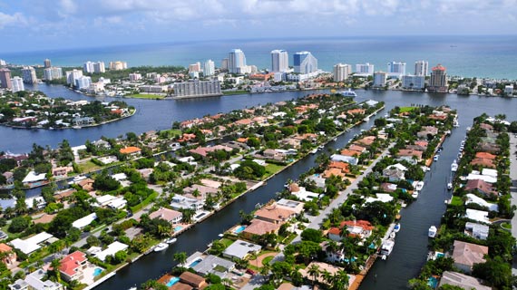 Fort Lauderdale conocida como la “Venecia de América” te ofrece beneficios como museos, restaurantes, bares, centros comerciales 