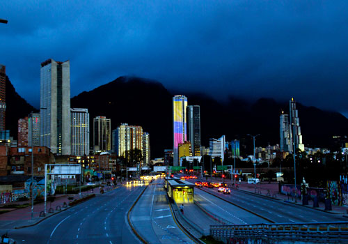 Panorámica de Bogotá Nocturna, Torre colpatria, Bacata