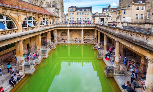 Bath es un pueblo pequeño donde aún se conserva parte del legado del imperio romano